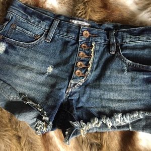 Free People denim shorts size 24/26