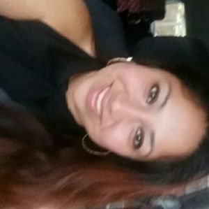 Meet your Posher, Melissa