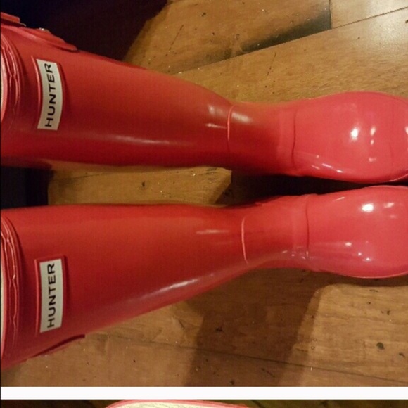 Red hunter boots size 7