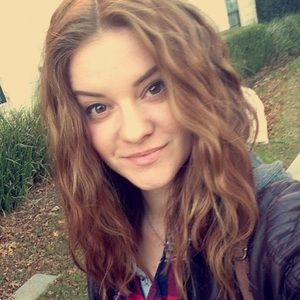 Meet your Posher, Antonela