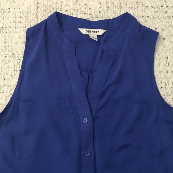 Old Navy button up Tank - Picture 3 of 3