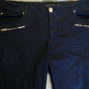 Dark wash skinny jeans.