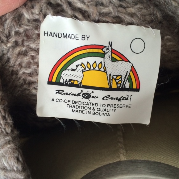 Vintage Bolivian 100% Alpaca Sweater - Picture 3 of 4