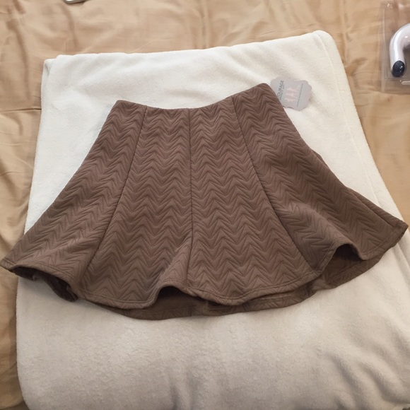 NWT Quilted Fall/Winter Skirt