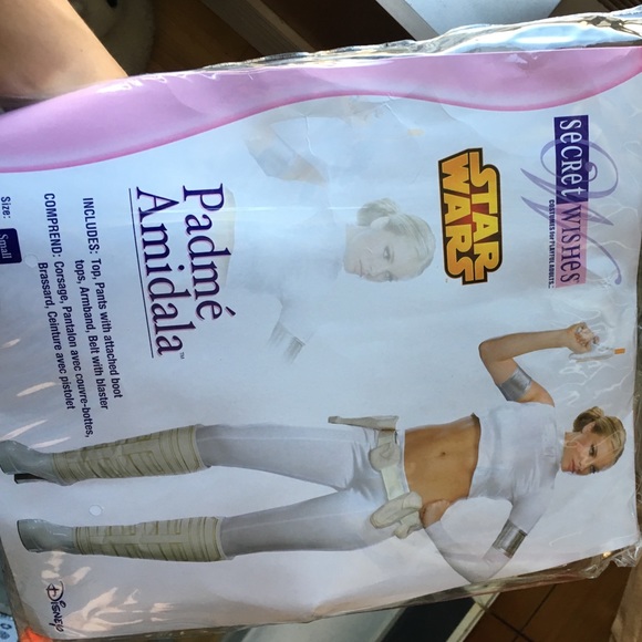 Winner Announced! Star Wars Padme Costume - Picture 3 of 4