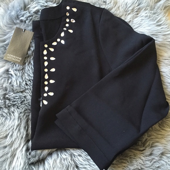 🆕Black Embellished Tunic - Picture 2 of 4