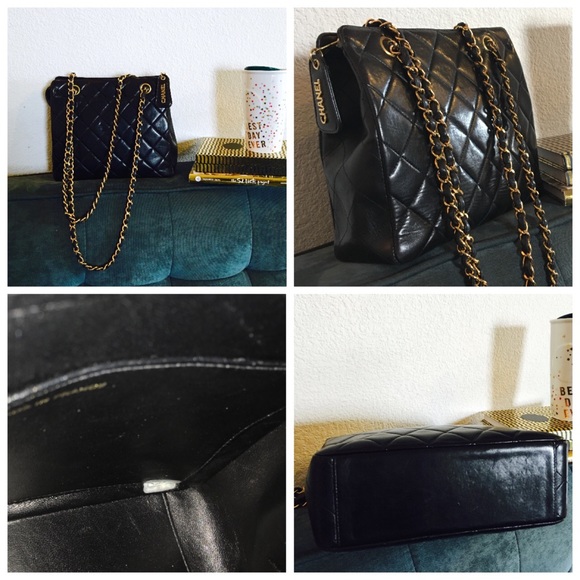 AUTHENTIC VINTAGE CHANEL LAMBSKIN ZIP SHOULDER BAG - Picture 4 of 4