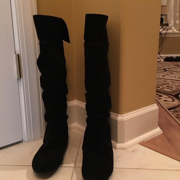 Black Tall Knee High Boot with fold over flap)