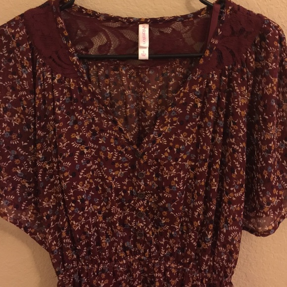 Short sleeved dress