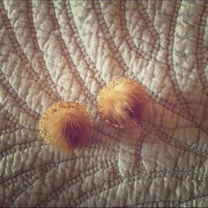 Vintage fur mink clip on earrings