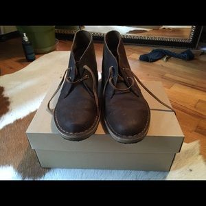 Classic Clarks Desert boot women's 8.5.