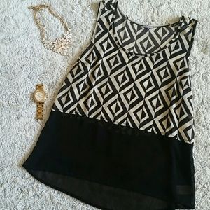 Black chevron top
