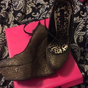 Black and Gold wedge heels