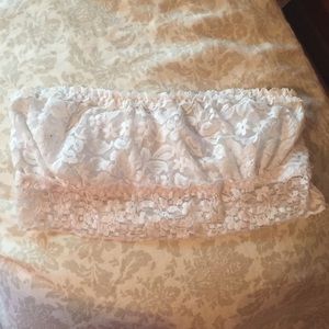 White lace bandeau