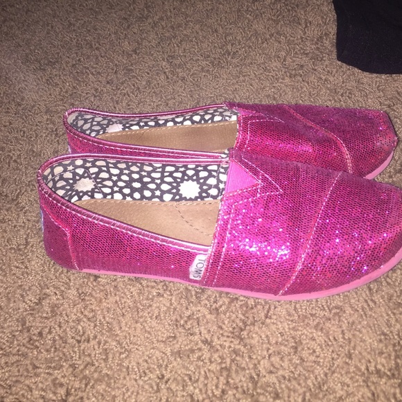 TOMS Shoes - Pink toms💓