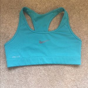 SOLD ⭐️ Nike sports bra