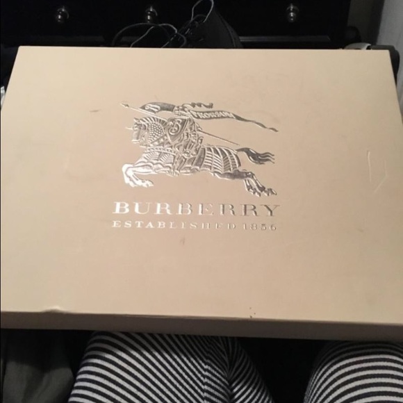 Burberry black booties - Picture 4 of 4