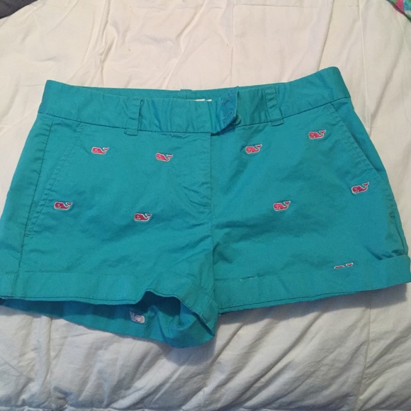 Vineyard vine blue shorts