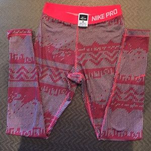 Nike pro fleece leggings