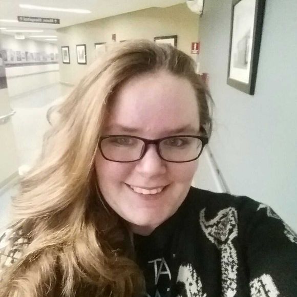 Meet your Posher, Kelsey - Picture 1 of 1