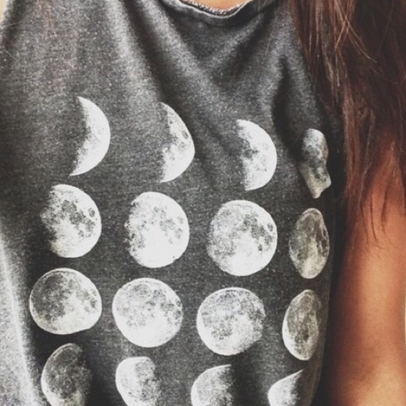 Brandy Moon Top - Picture 3 of 4