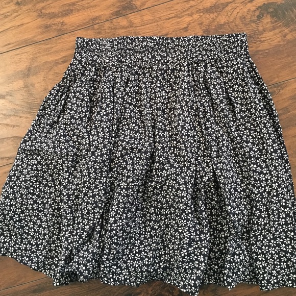 Floral brandy Melville skirt