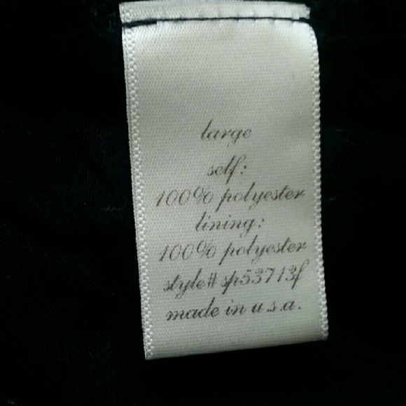 SOLD! FINAL PRICE! QUINN Sheer Shorts w/ lining - Picture 4 of 4