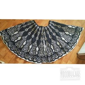 Boston Proper Full Knee Length Skirt 12