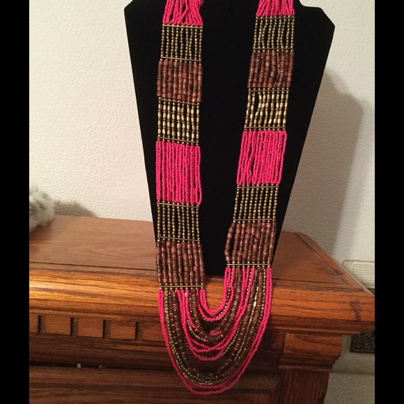 💥Blow out Sale💥Beaded necklace - Picture 2 of 2