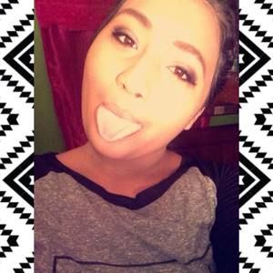 Meet your Posher, Maira