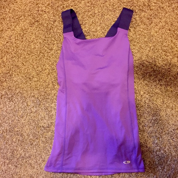 Purple athletic top💜