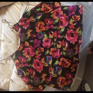 Two tier floral tank