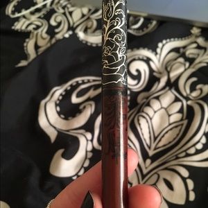 Kat Von D liquid lipstick Vampira