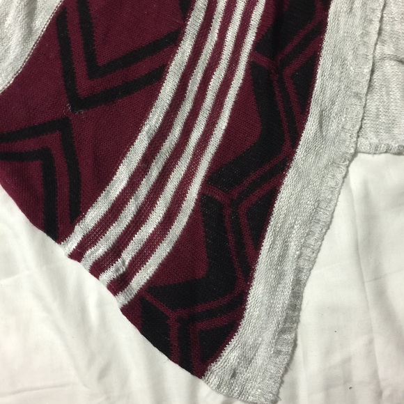 SOLD! Hooded Cardigan/Coverup - Picture 3 of 4