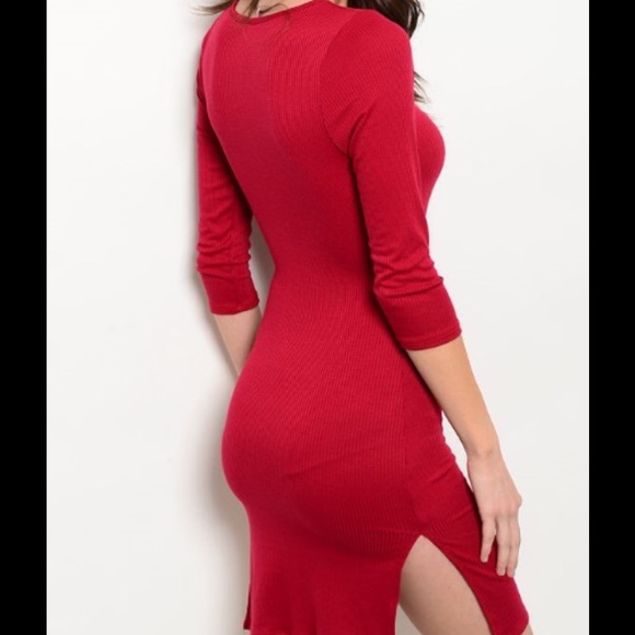 Red Knit Dress/Perfect for FALL🍁 ON SALE - Picture 3 of 4