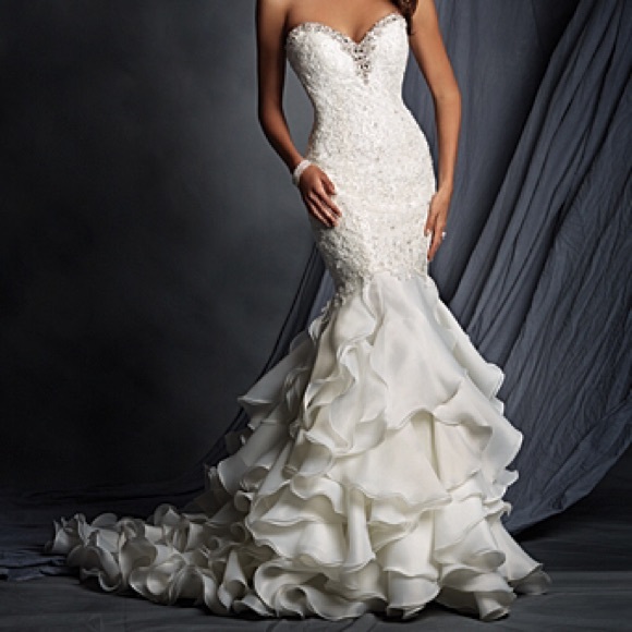 Alfredo Angelo Wedding Dress