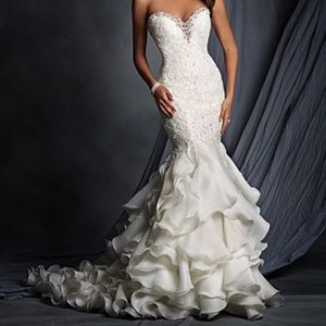 Alfredo Angelo Wedding Dress