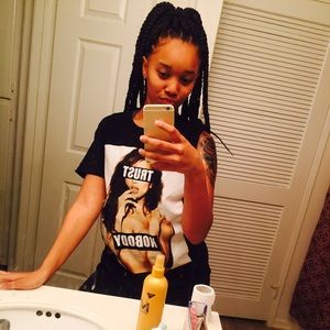 Meet your Posher, Sade