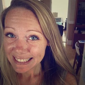 Meet your Posher, Leanne