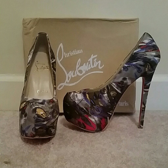 KNOCK OFF Christian Louboutins