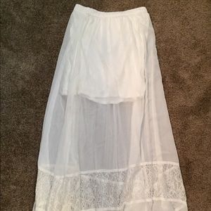 Beautiful white Hollister & Co white skirt