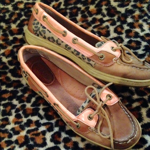 Sperrys (leopard)