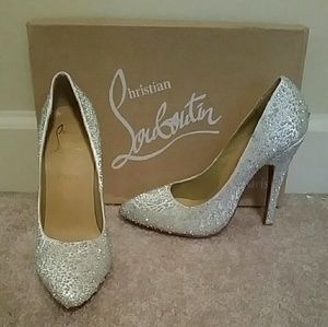 KNOCK OFF Christian Louboutin