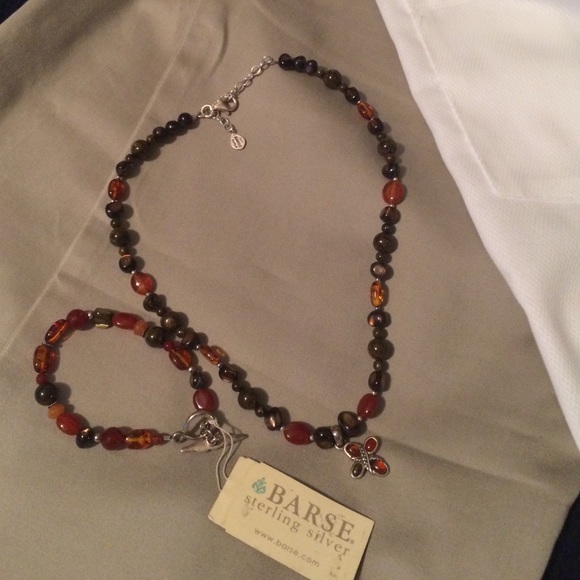 Stone bracelet and necklace set