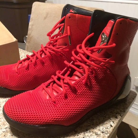 "Red Mamba” Nike Kobe 9 High
