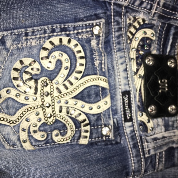 Miss Me jeans - Picture 2 of 3