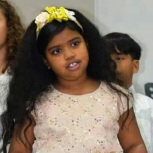 Meet your Posher, Ana