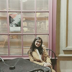 Meet your Posher, Karine