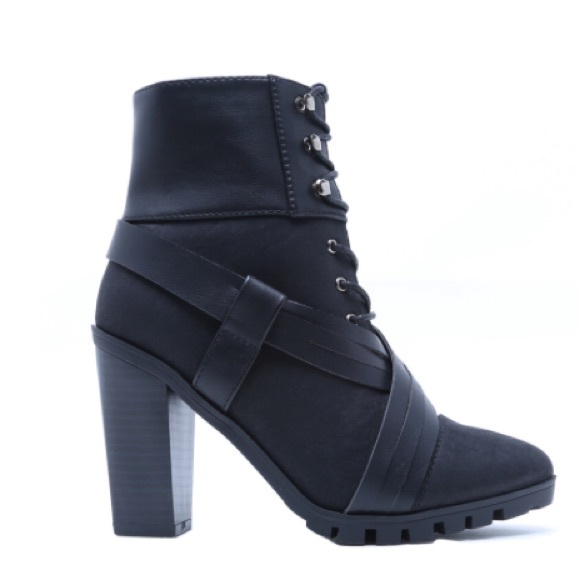 Lace up boot heels ❤️ - Picture 2 of 3