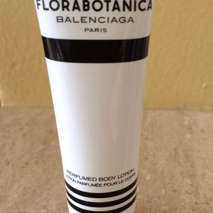 BALENCIAGA PARIS PERFUMED BODY LOTION